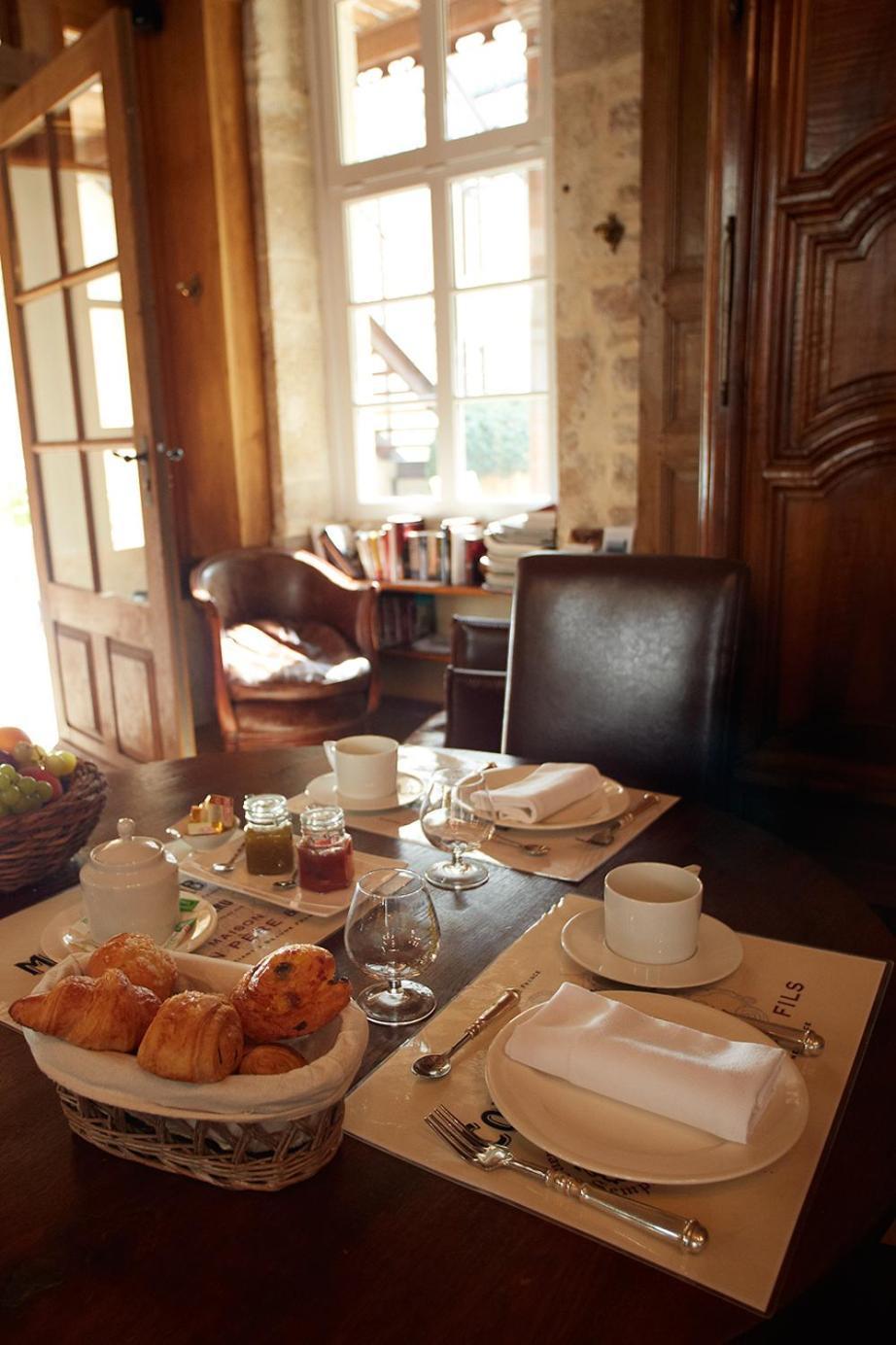 Bed and Breakfast Chez Les Fatien Beaune  Exterior foto